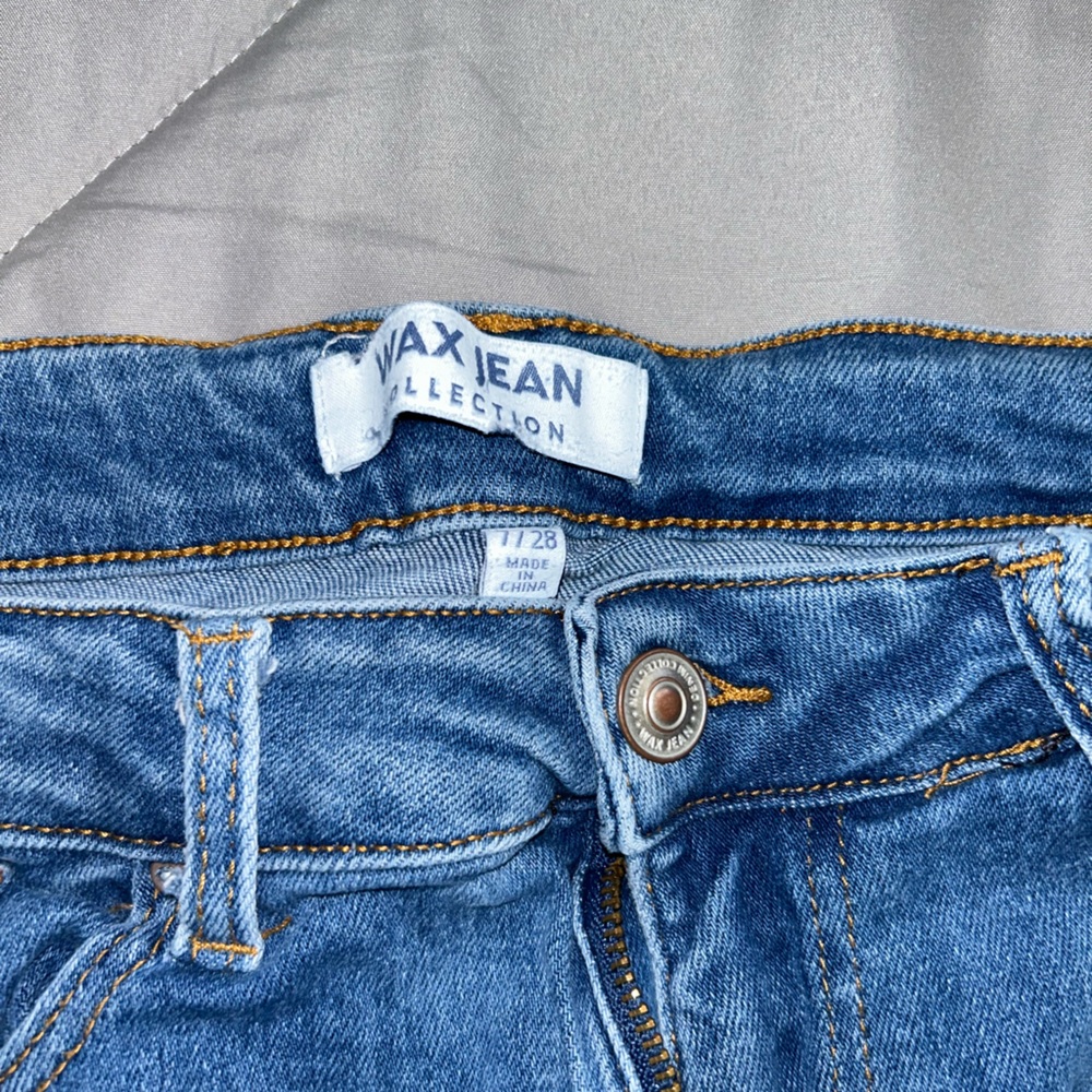WOMENS SIZE 7 MID RISE SKINNY JEANS